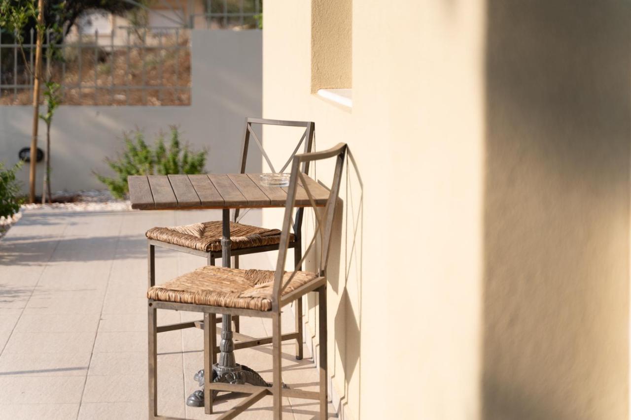 Mtc-Sfs Apartment By The Sea And Airport Pórto Ráfti Esterno foto